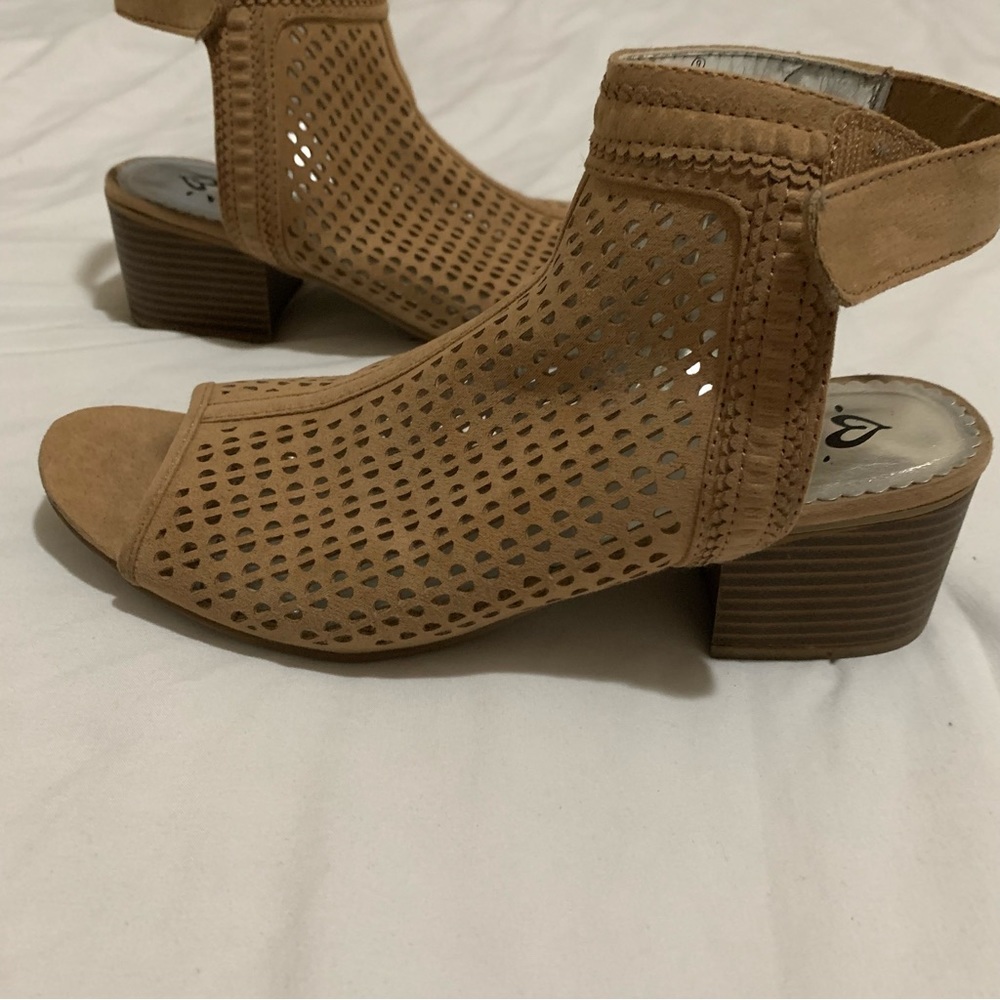 Women's Justice Heels